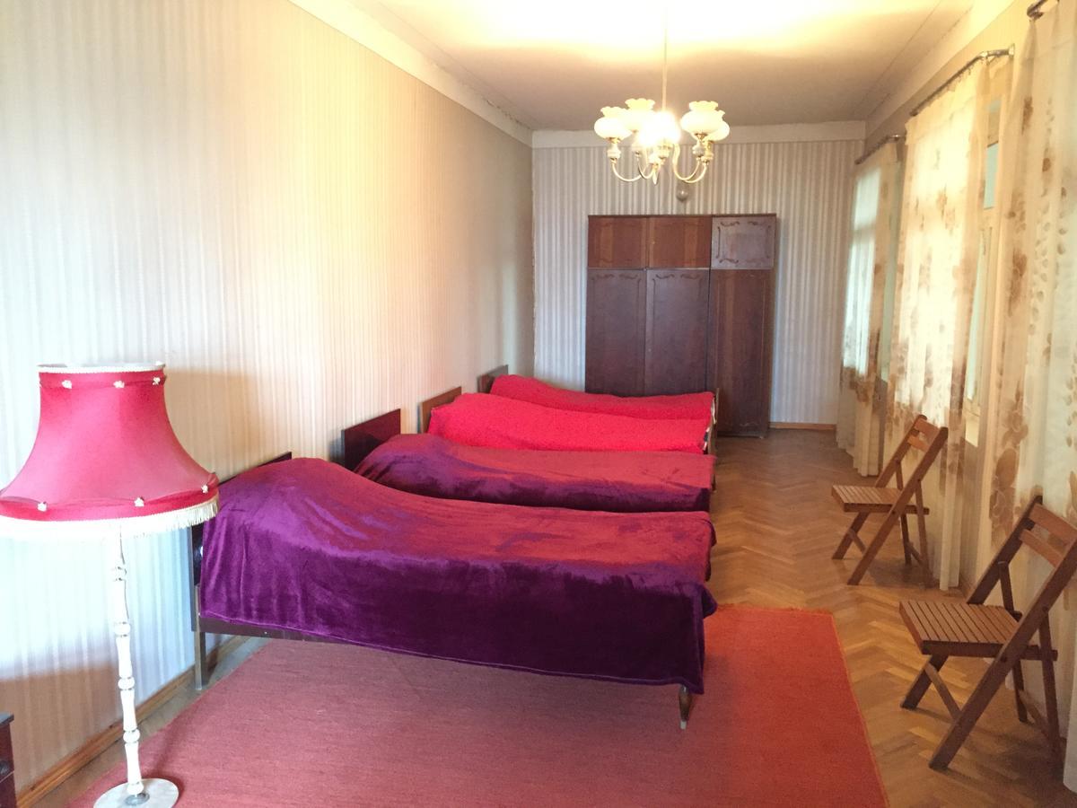 Guest House Gzirishvili Kvareli Buitenkant foto