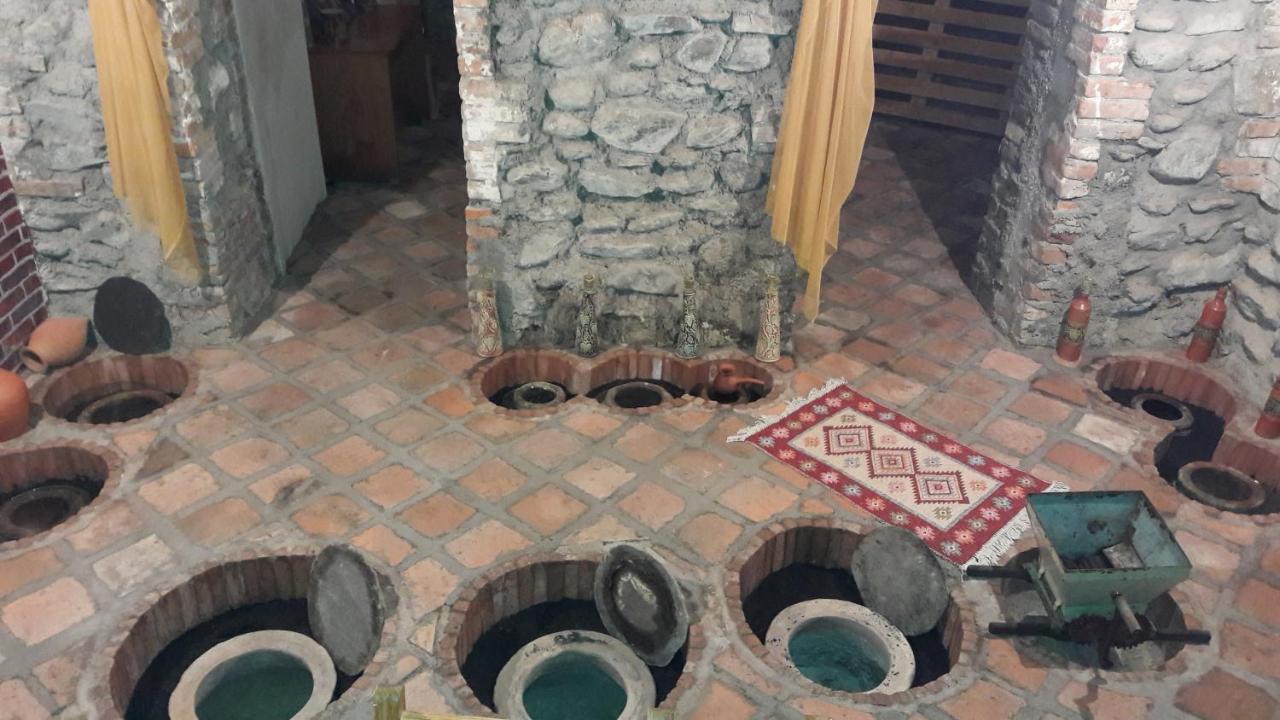 Guest House Gzirishvili Kvareli Buitenkant foto