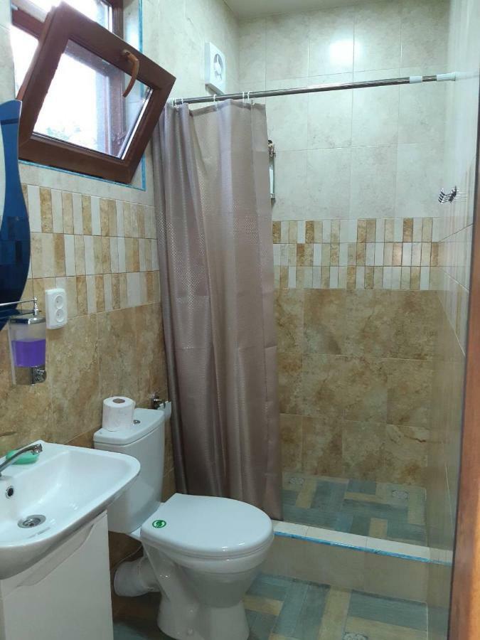 Guest House Gzirishvili Kvareli Buitenkant foto